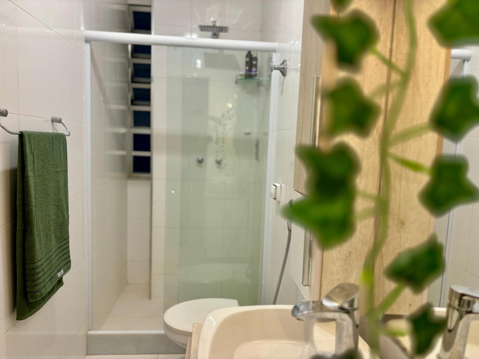 Quarto em Acomodações Particulares Vista Incrivel E Conforto Em Ipanema *